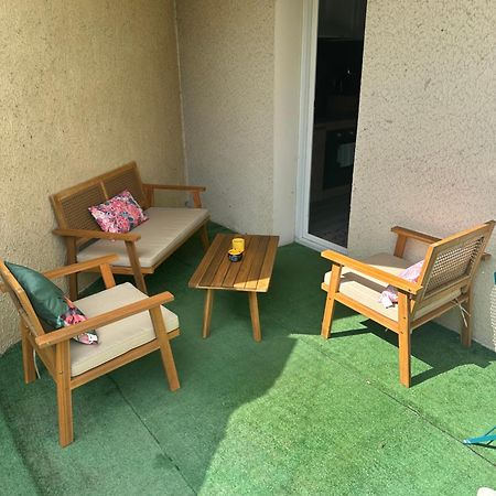 Appartement En Rez De Jardin Tout Equipe Fleurance Eksteriør billede